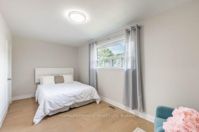 Photo 50 of 2464 Brookhurst Road, Mississauga, Clarkson — HOMEH