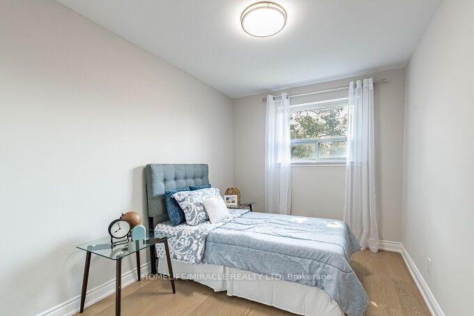 Photo 56 of 2464 Brookhurst Road, Mississauga, Clarkson — HOMEH