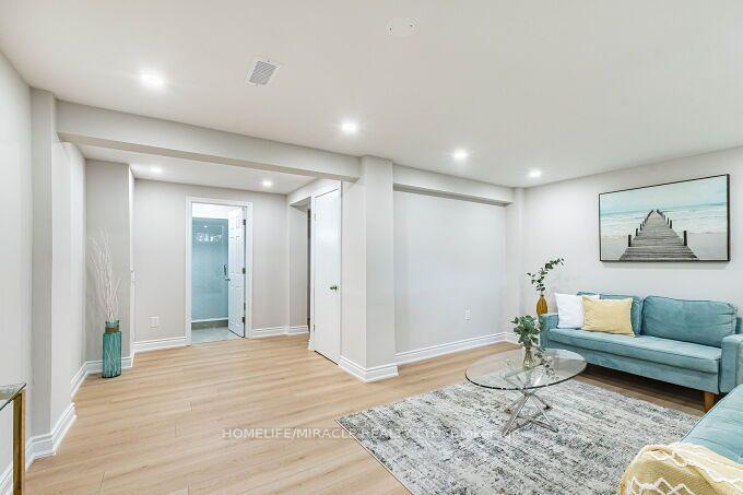 Photo 76 of 2464 Brookhurst Road, Mississauga, Clarkson — HOMEH