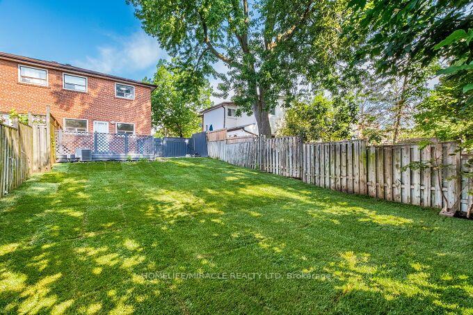Photo 81 of 2464 Brookhurst Road, Mississauga, Clarkson — HOMEH