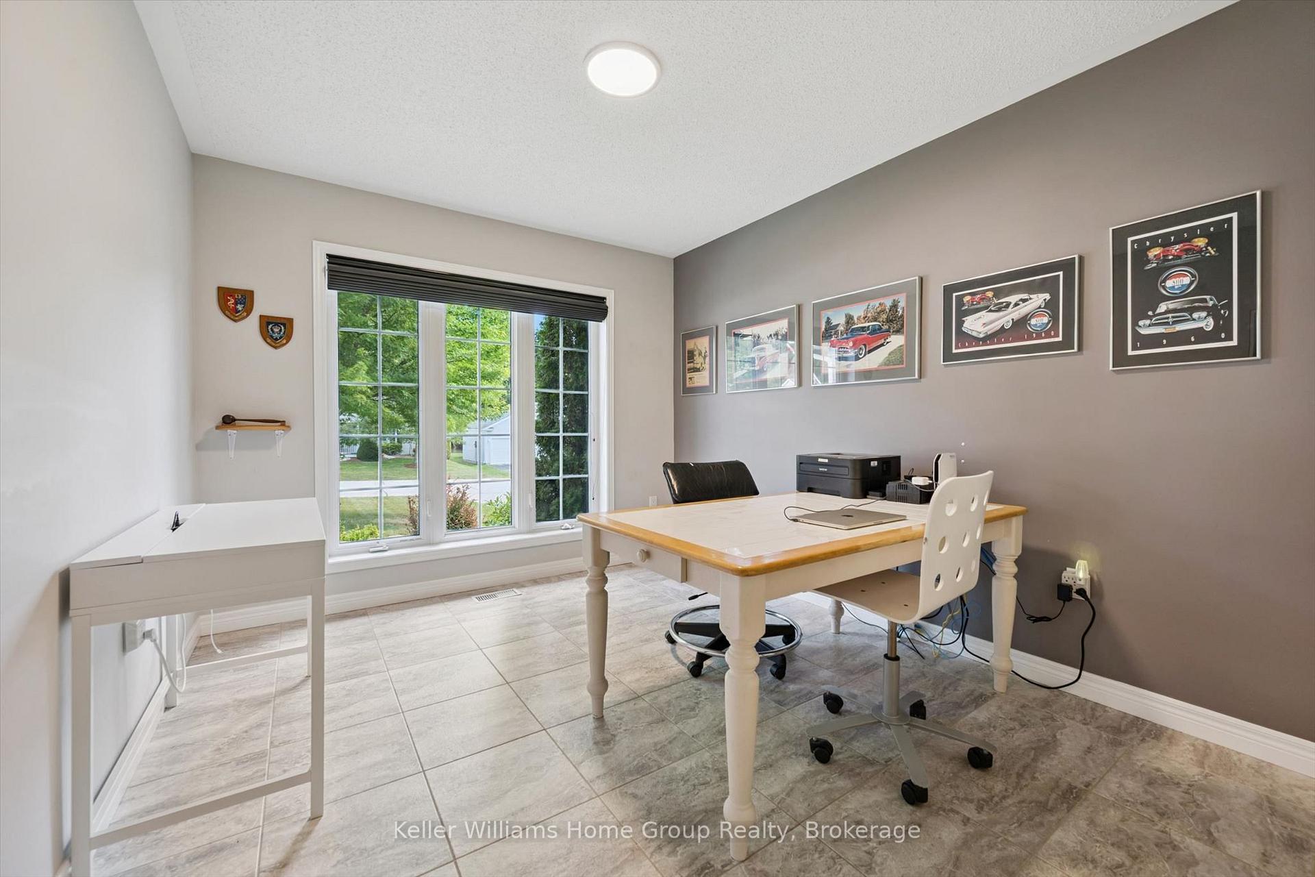 Photo 16 of 90 White Bark Way, Centre Wellington, Belwood — HOMEH