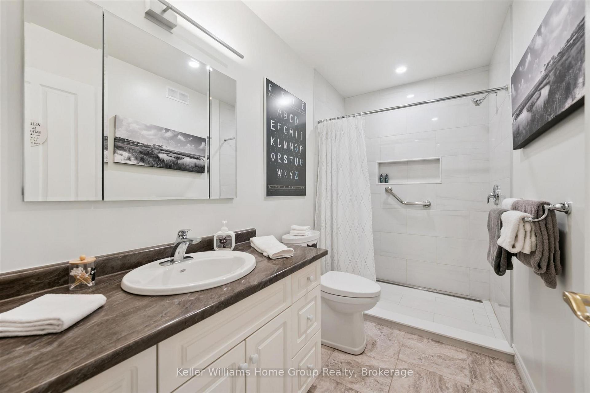 Photo 17 of 90 White Bark Way, Centre Wellington, Belwood — HOMEH