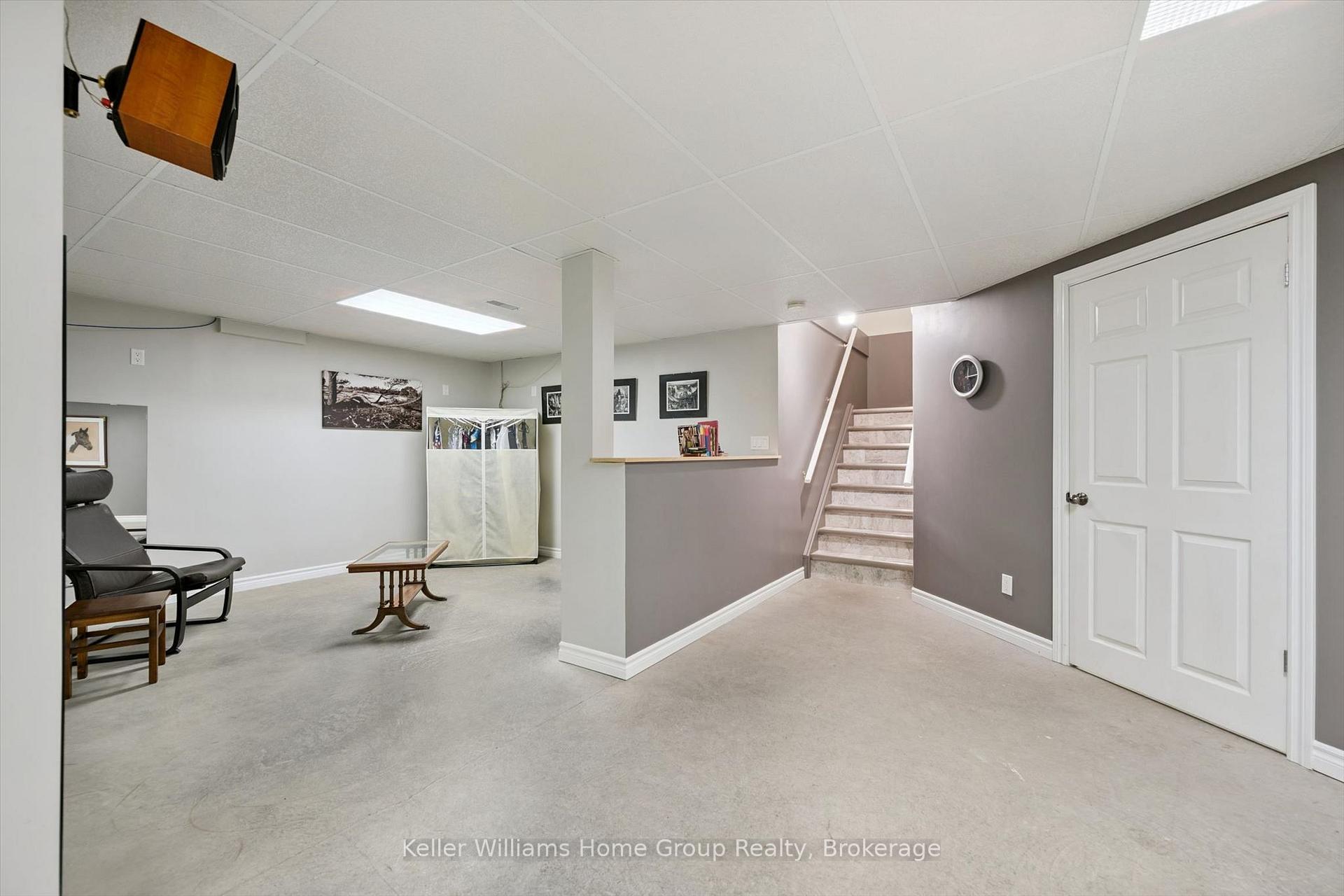 Photo 22 of 90 White Bark Way, Centre Wellington, Belwood — HOMEH