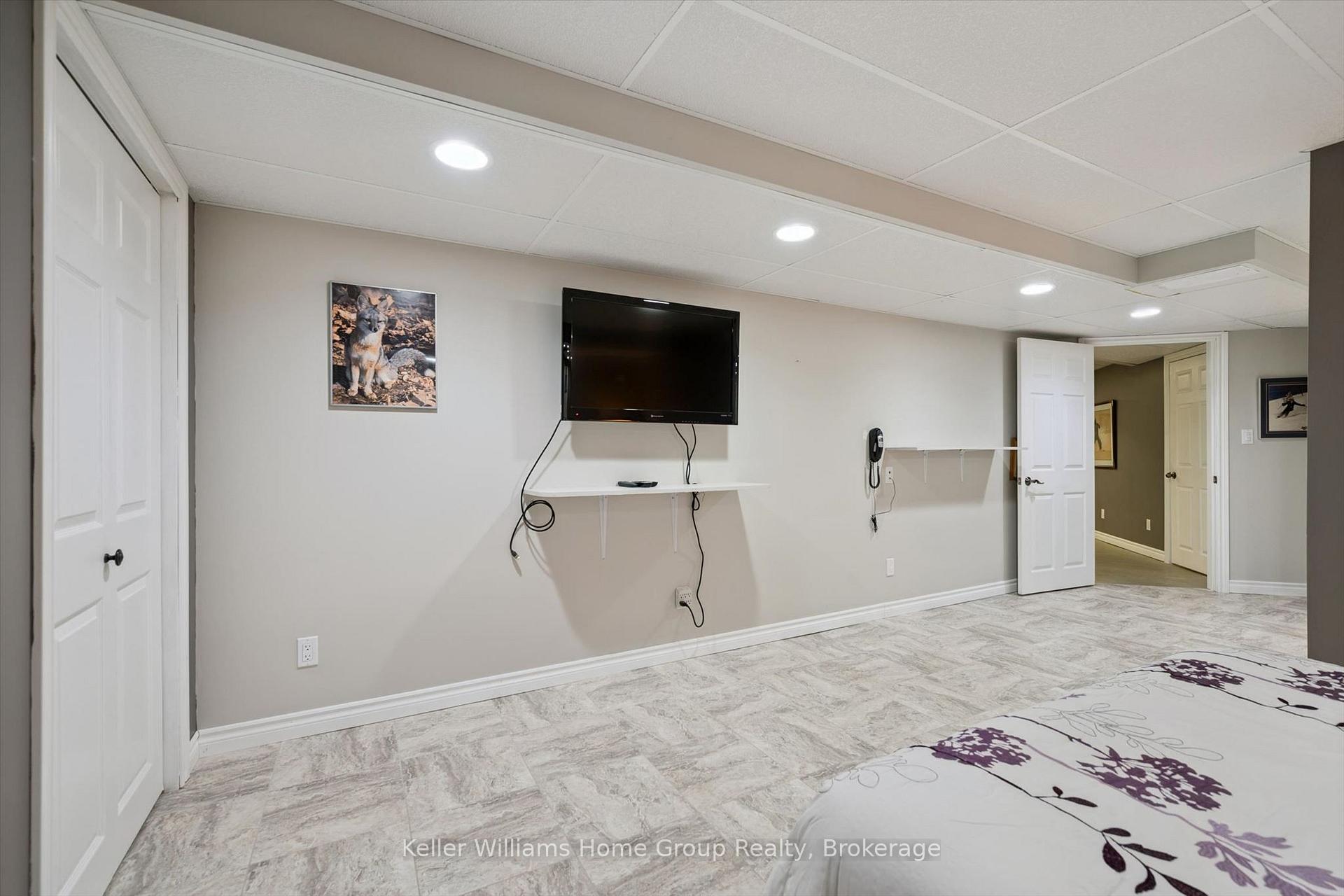 Photo 29 of 90 White Bark Way, Centre Wellington, Belwood — HOMEH