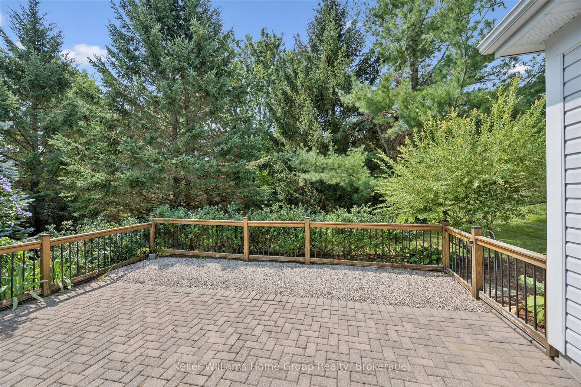 Photo 35 of 90 White Bark Way, Centre Wellington, Belwood — HOMEH