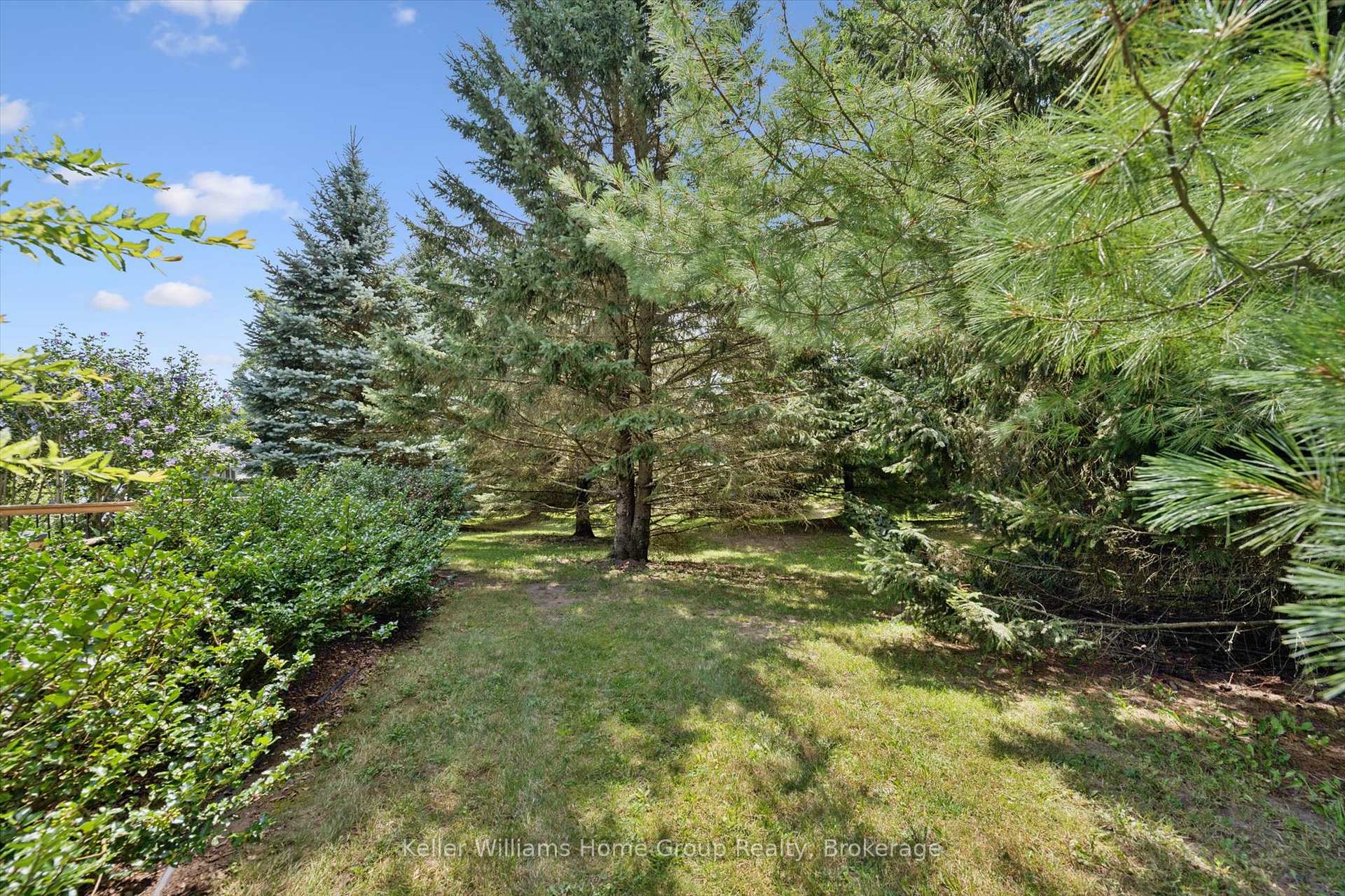 Photo 37 of 90 White Bark Way, Centre Wellington, Belwood — HOMEH