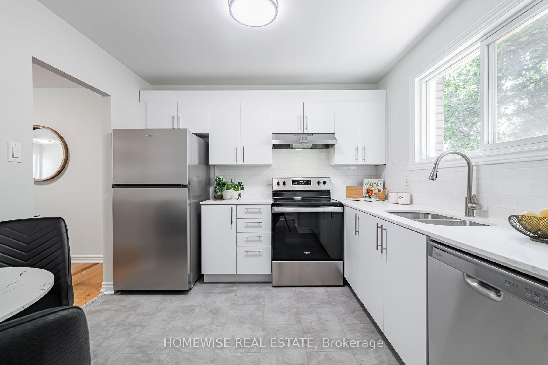 Photo 10 of Unit 20, 1350 Winding Trail, Mississauga, Applewood — HOMEH