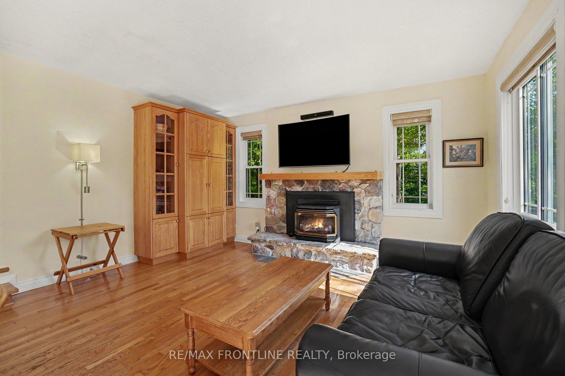 Photo 12 of 506 Glen Tay Road, Tay Valley, Bathurst/Burgess & Sherbrooke (Bathurst) Twp — HOMEH