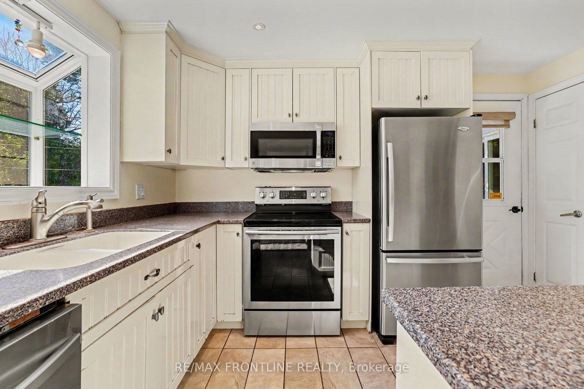 Photo 19 of 506 Glen Tay Road, Tay Valley, Bathurst/Burgess & Sherbrooke (Bathurst) Twp — HOMEH