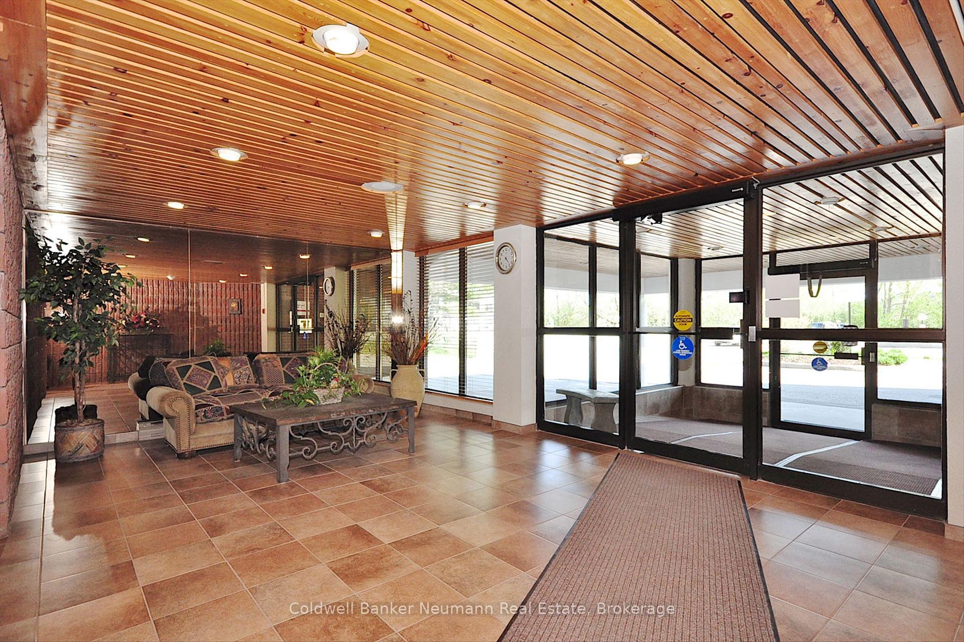 Photo 4 of Unit 708, 22 Marilyn Drive, Guelph, Riverside Park — HOMEH