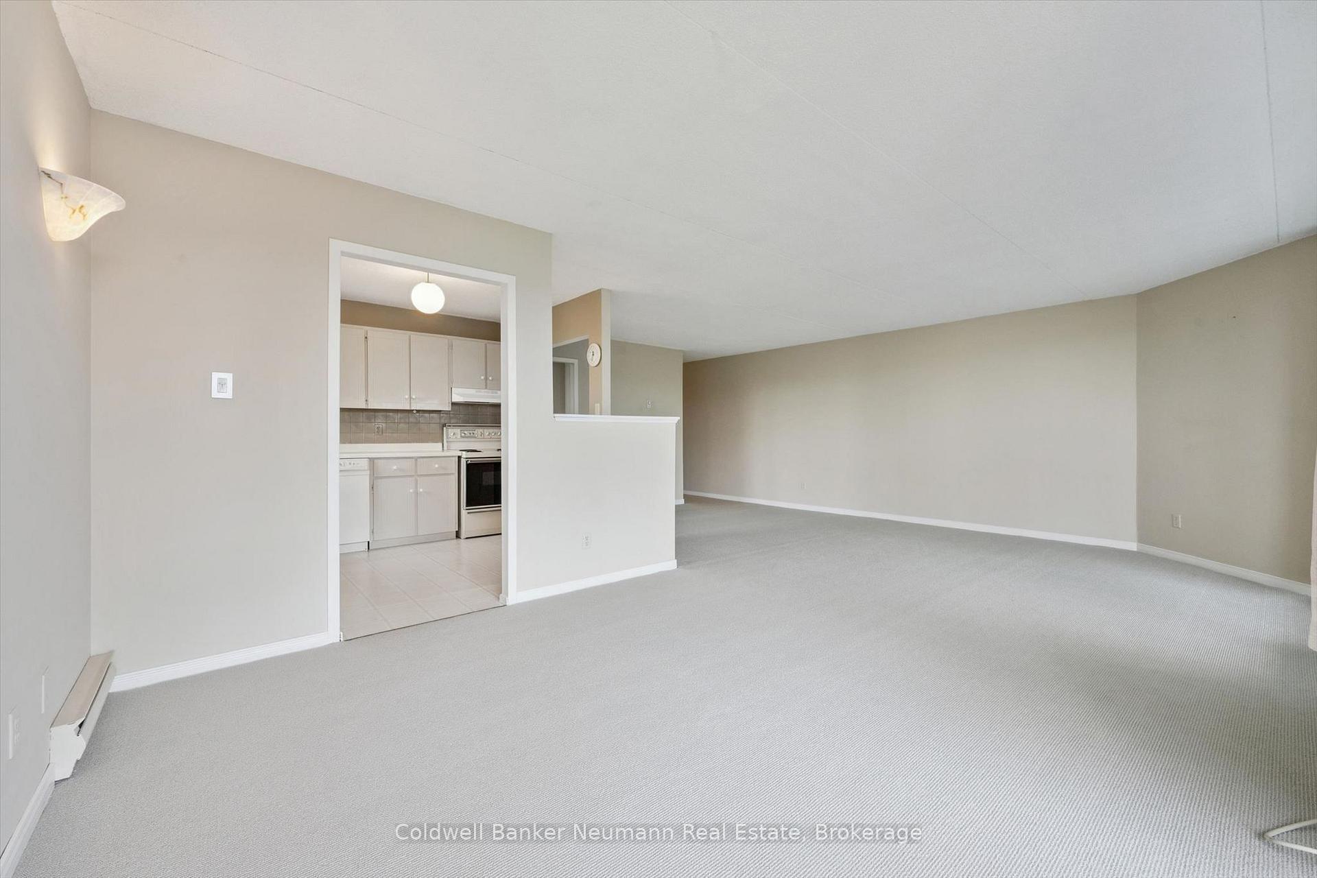 Photo 13 of Unit 708, 22 Marilyn Drive, Guelph, Riverside Park — HOMEH