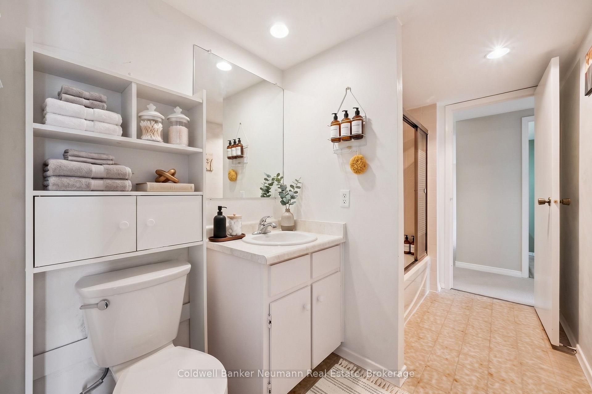 Photo 25 of Unit 708, 22 Marilyn Drive, Guelph, Riverside Park — HOMEH