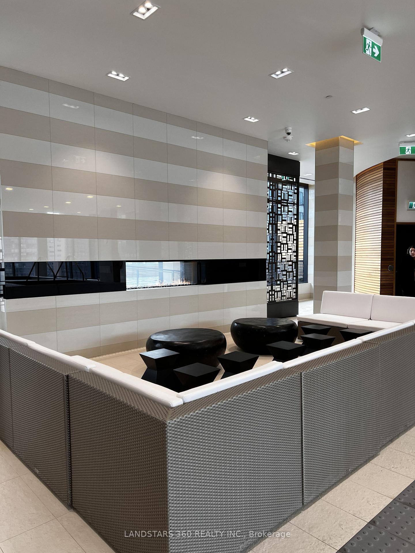 Photo 2 of Unit 4213, 501 Yonge Street, Toronto, Church-Yonge Corridor — HOMEH