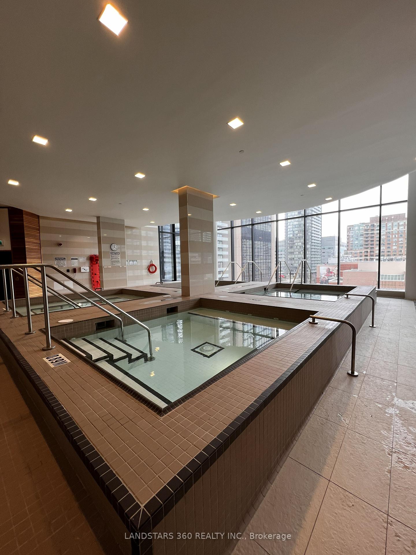 Photo 4 of Unit 4213, 501 Yonge Street, Toronto, Church-Yonge Corridor — HOMEH