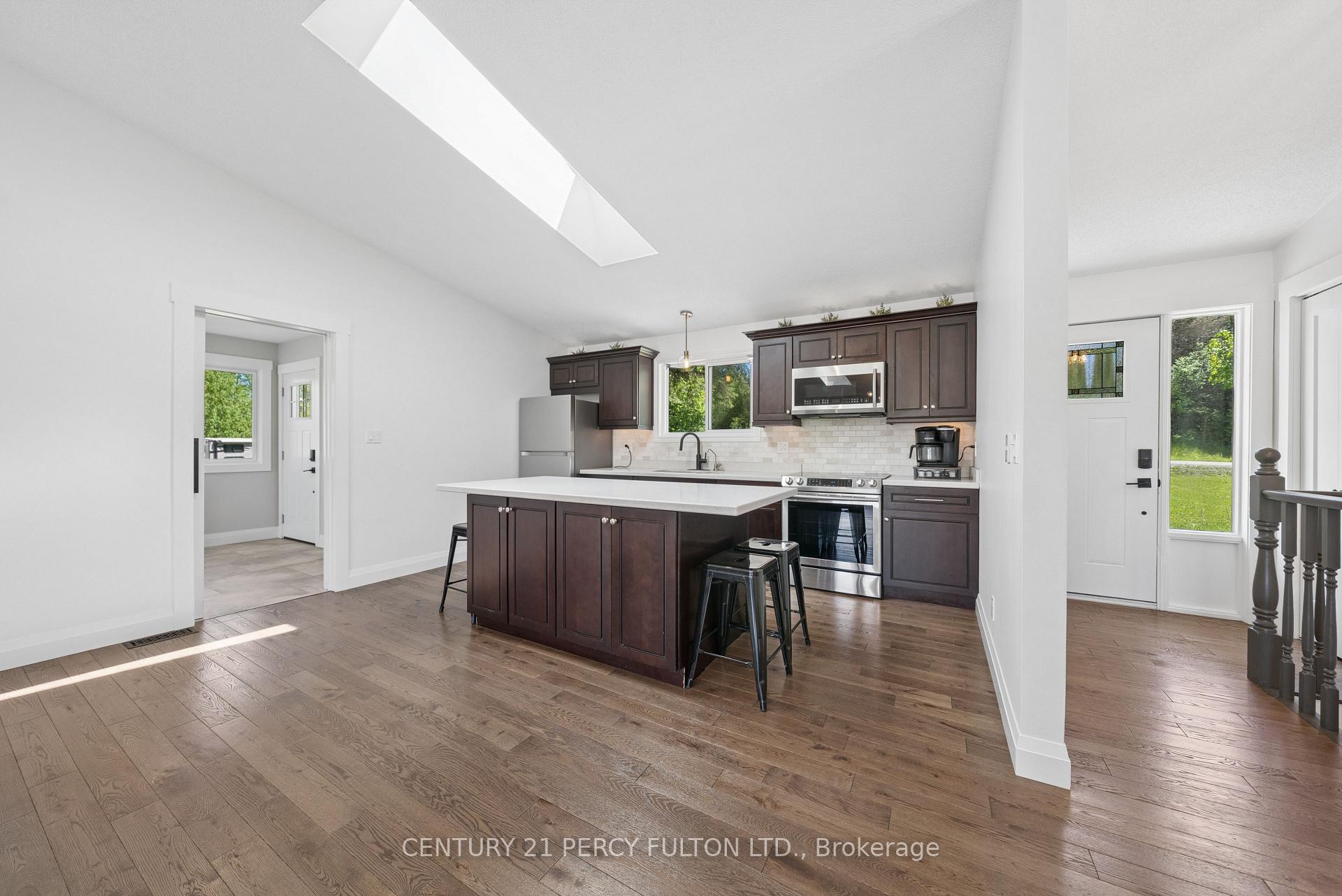 Photo 8 of 1935 Pratt's Marina Road, Selwyn — HOMEH