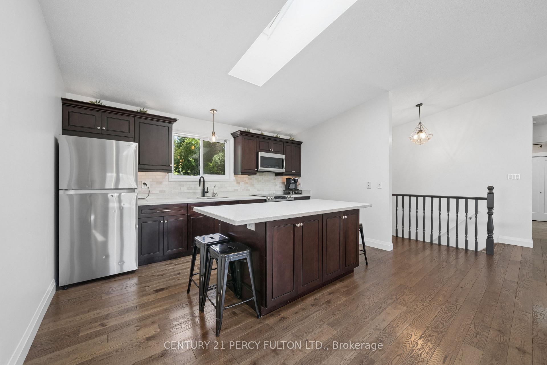 Photo 9 of 1935 Pratt's Marina Road, Selwyn — HOMEH