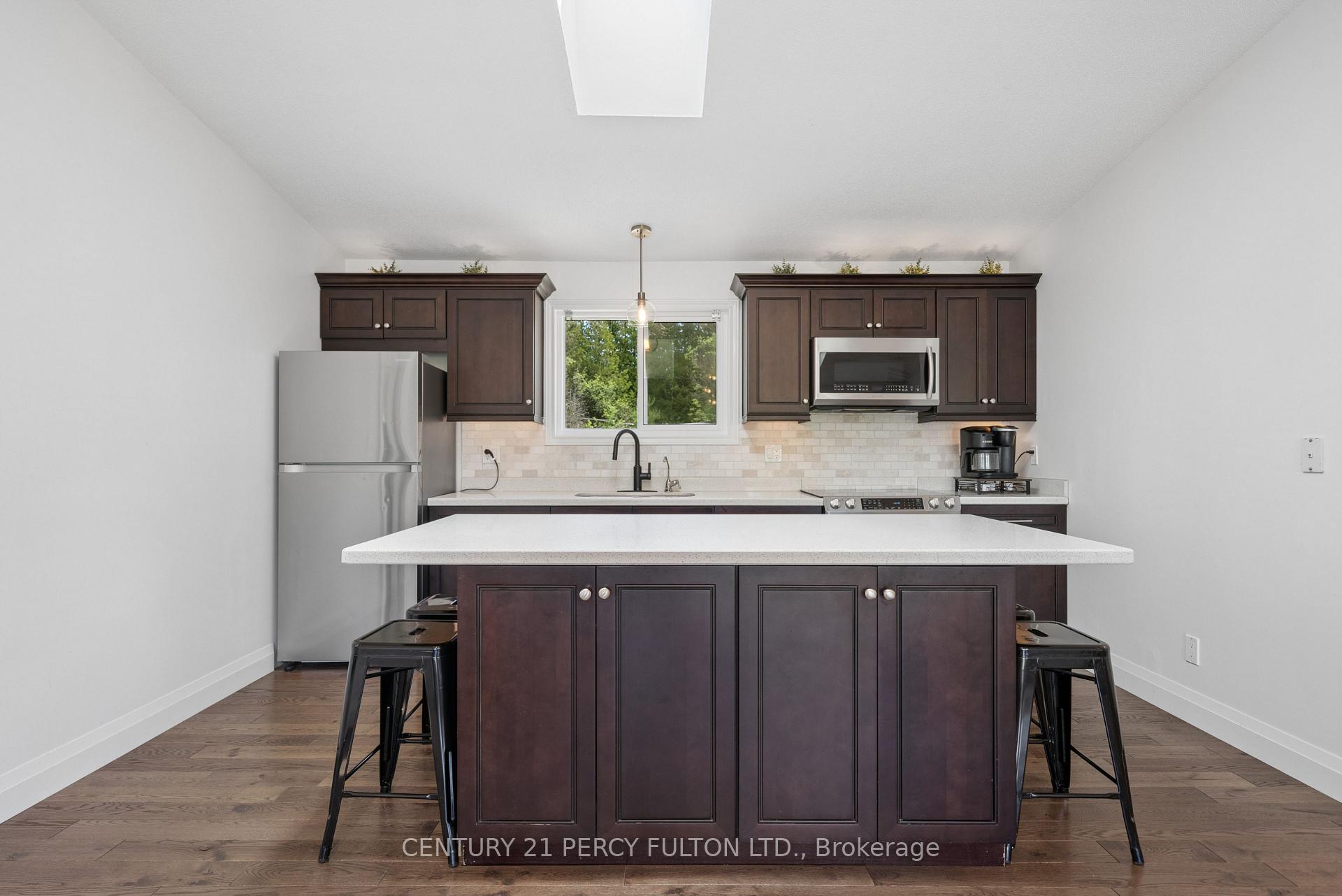 Photo 10 of 1935 Pratt's Marina Road, Selwyn — HOMEH