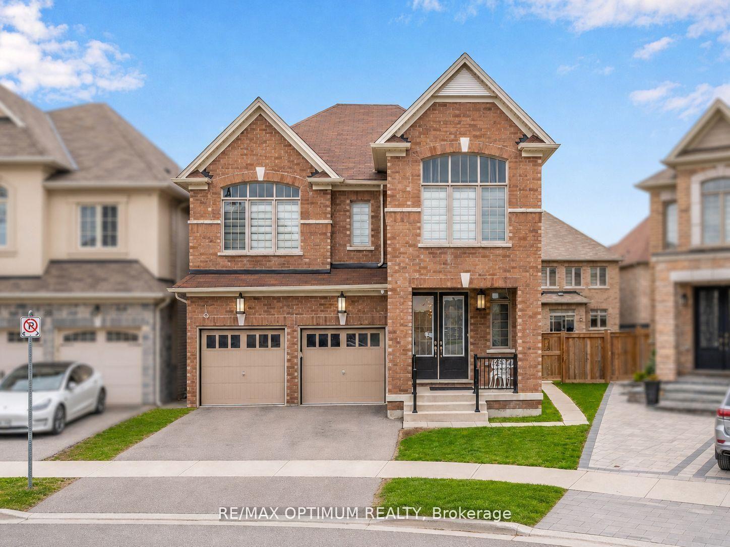 Photo 2 of 30 Wheatberry Crescent, Brampton, Sandringham-Wellington North — HOMEH