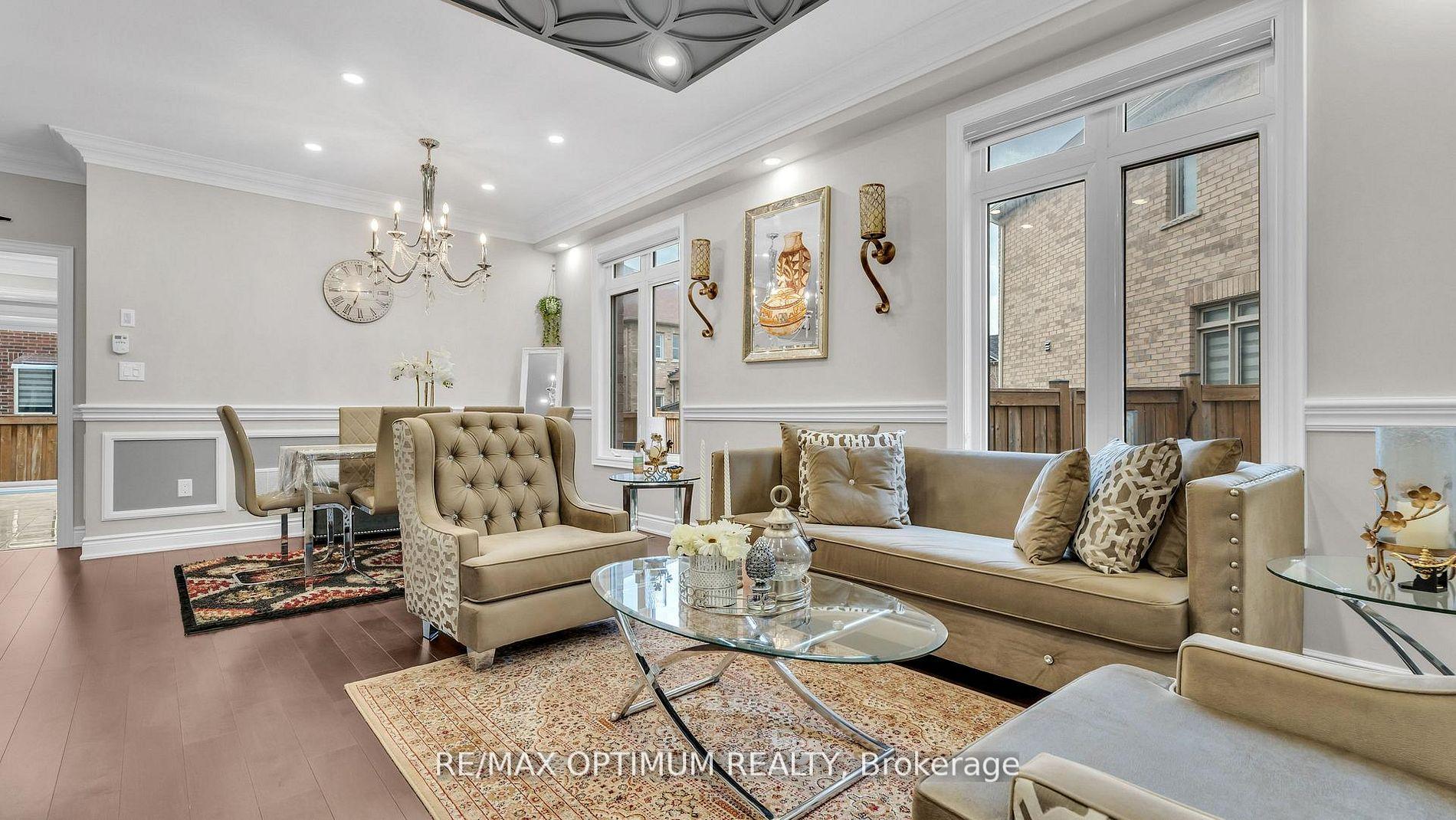 Photo 7 of 30 Wheatberry Crescent, Brampton, Sandringham-Wellington North — HOMEH