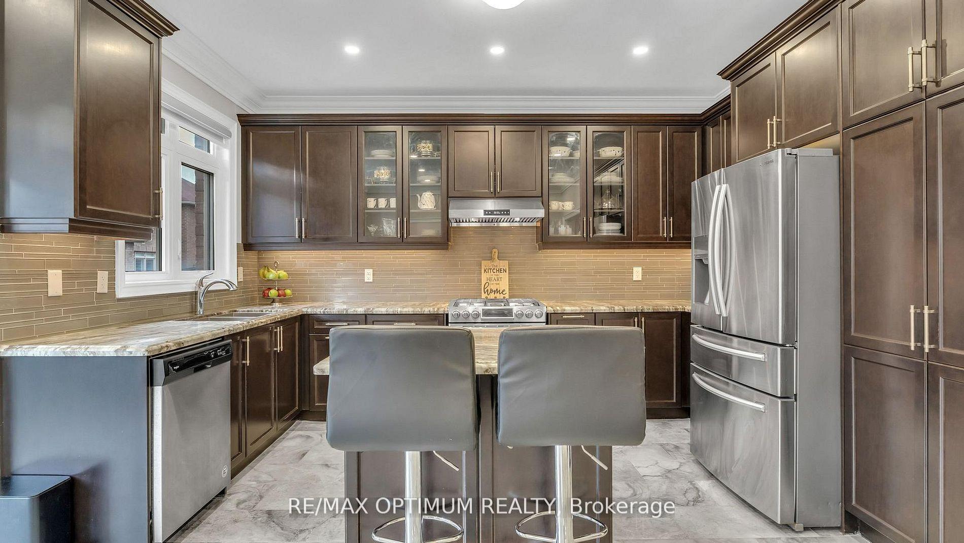 Photo 18 of 30 Wheatberry Crescent, Brampton, Sandringham-Wellington North — HOMEH
