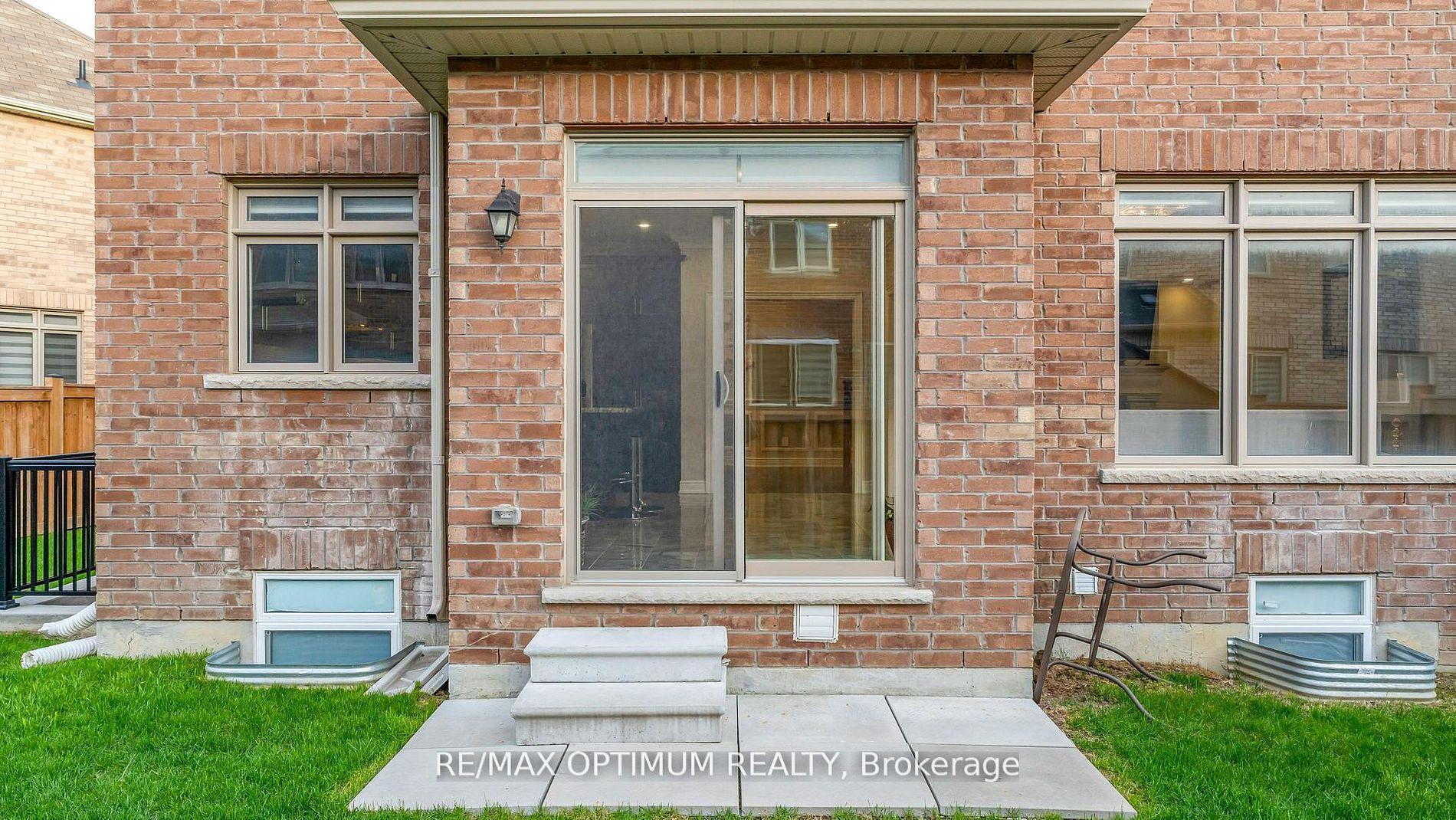 Photo 38 of 30 Wheatberry Crescent, Brampton, Sandringham-Wellington North — HOMEH