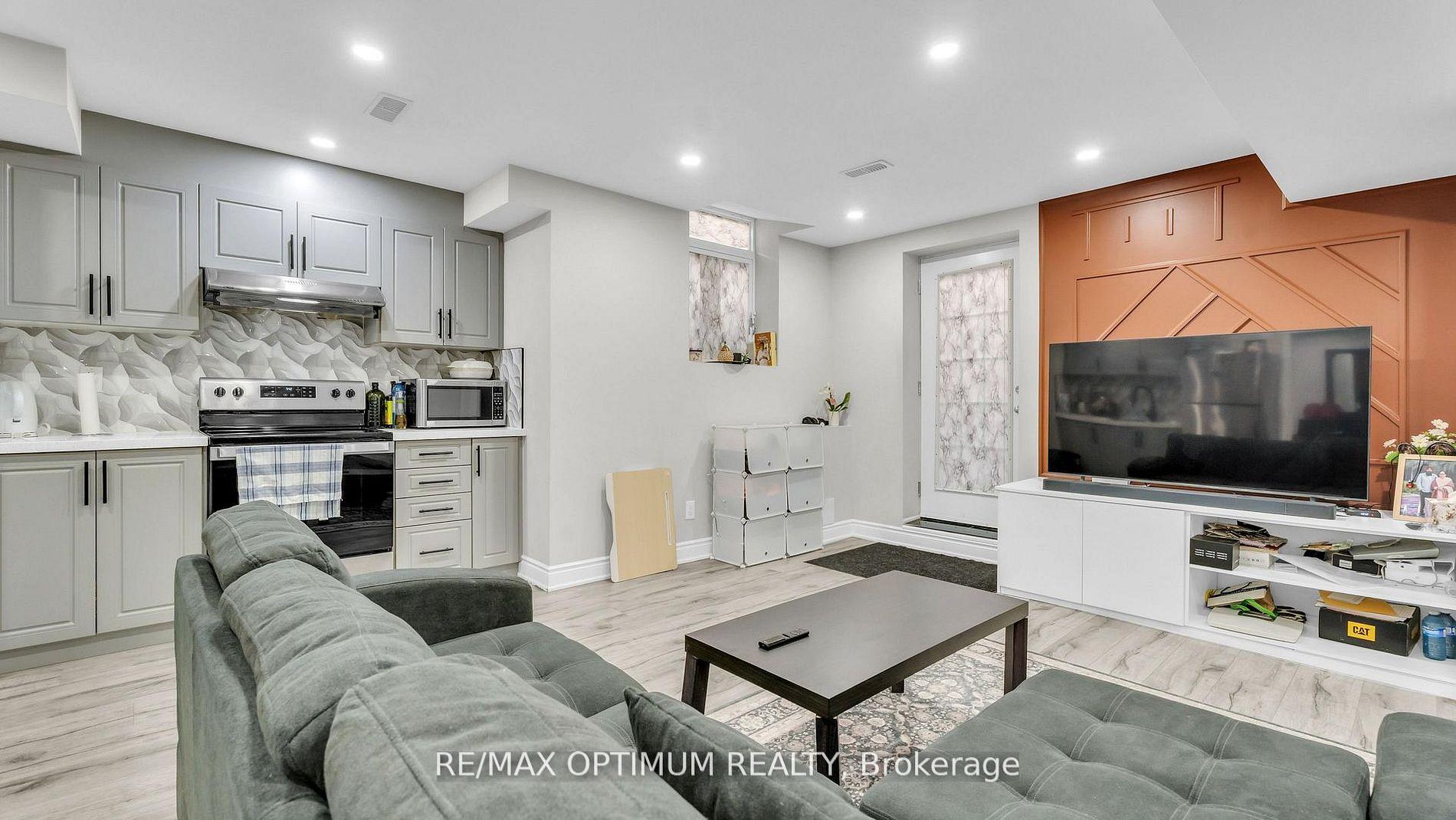 Photo 41 of 30 Wheatberry Crescent, Brampton, Sandringham-Wellington North — HOMEH