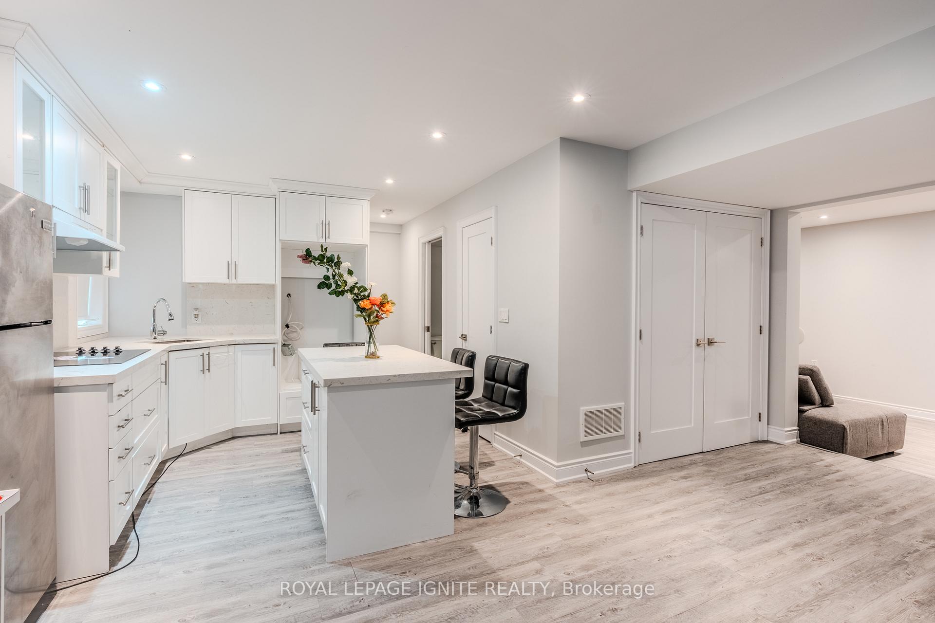 Photo 3 of 7 Picasso Drive, Brampton, Bram East — HOMEH