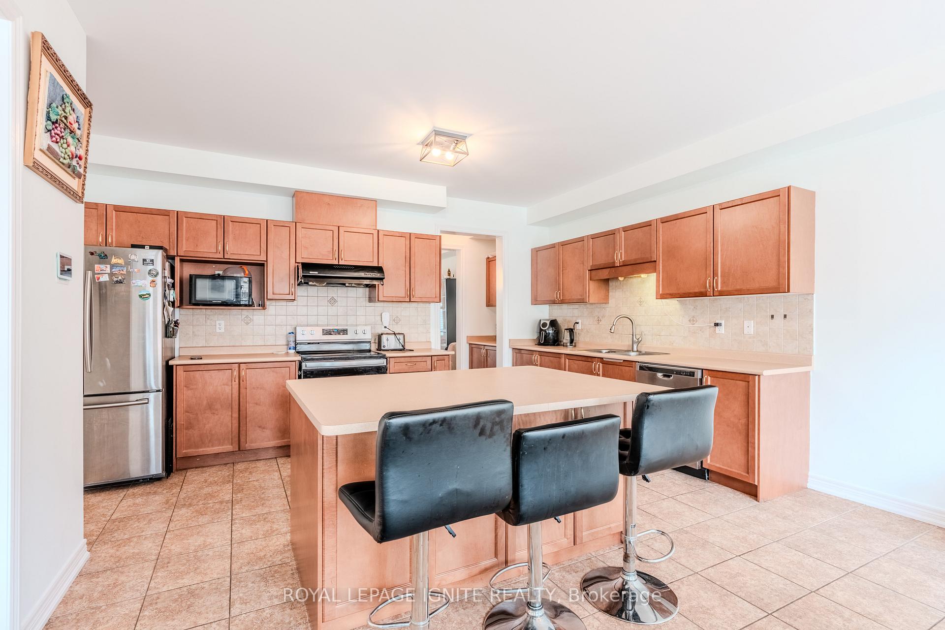 Photo 23 of 7 Picasso Drive, Brampton, Bram East — HOMEH