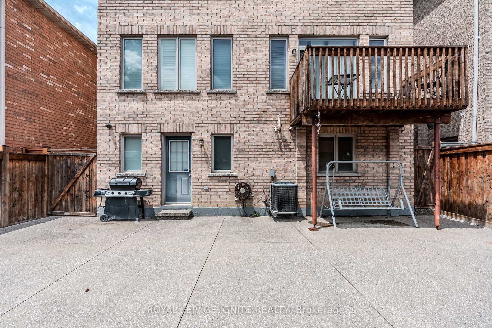 Photo 43 of 7 Picasso Drive, Brampton, Bram East — HOMEH