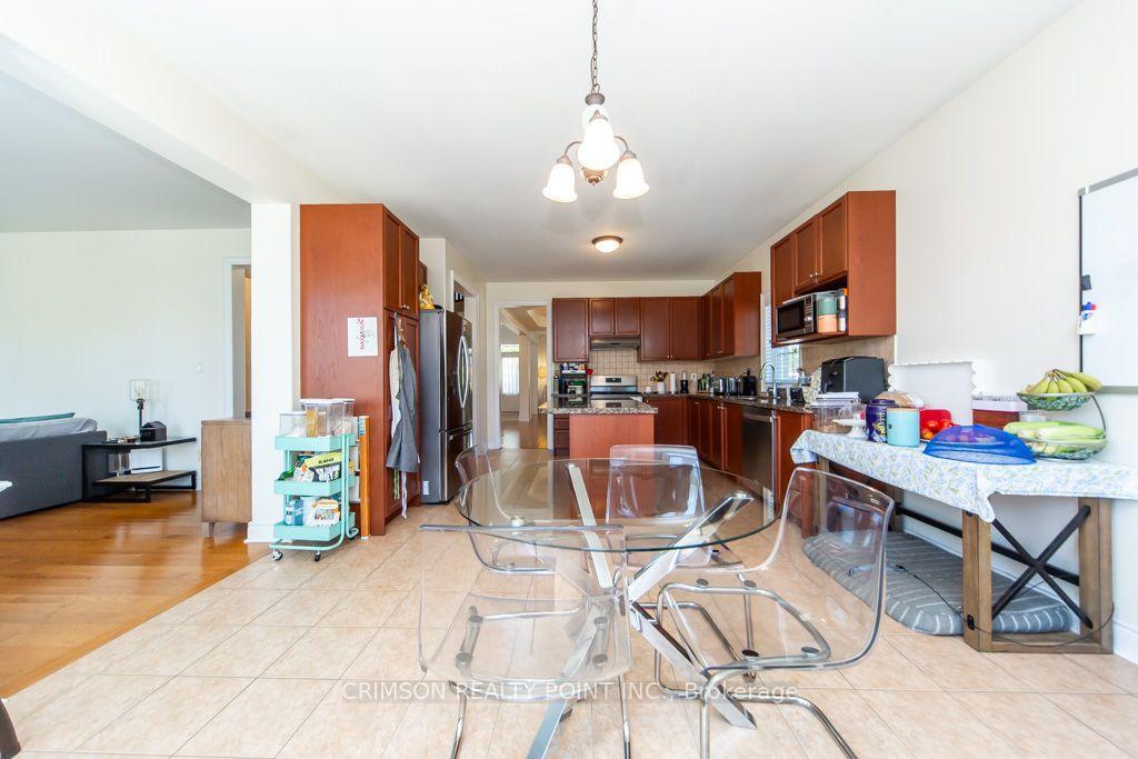 Photo 17 of 2304 Canterbury Crescent, Pickering, Brock Ridge — HOMEH