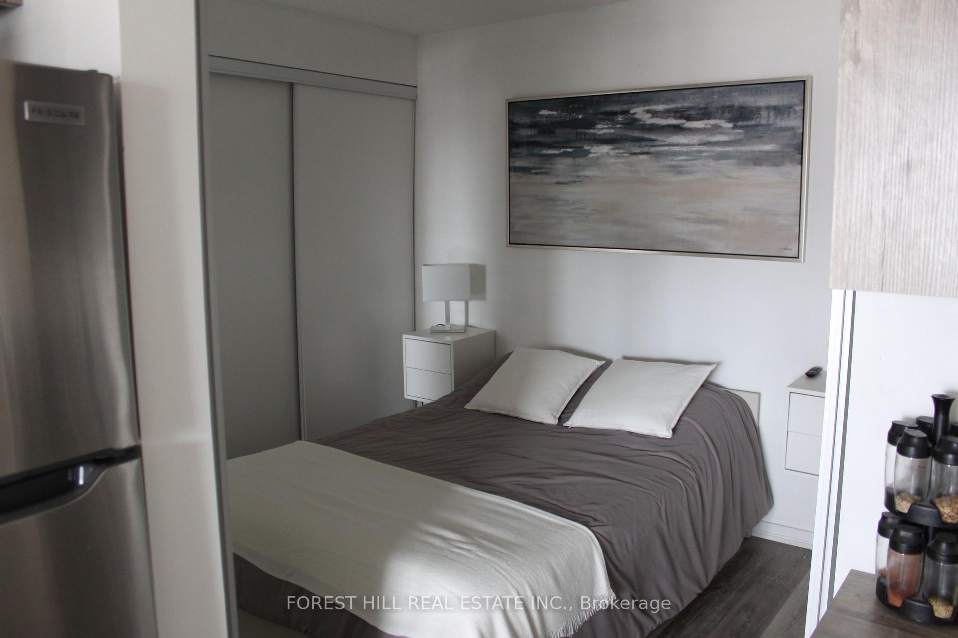 Photo 9 of Unit 915, 20 Joe Shuster Way, Toronto, South Parkdale — HOMEH