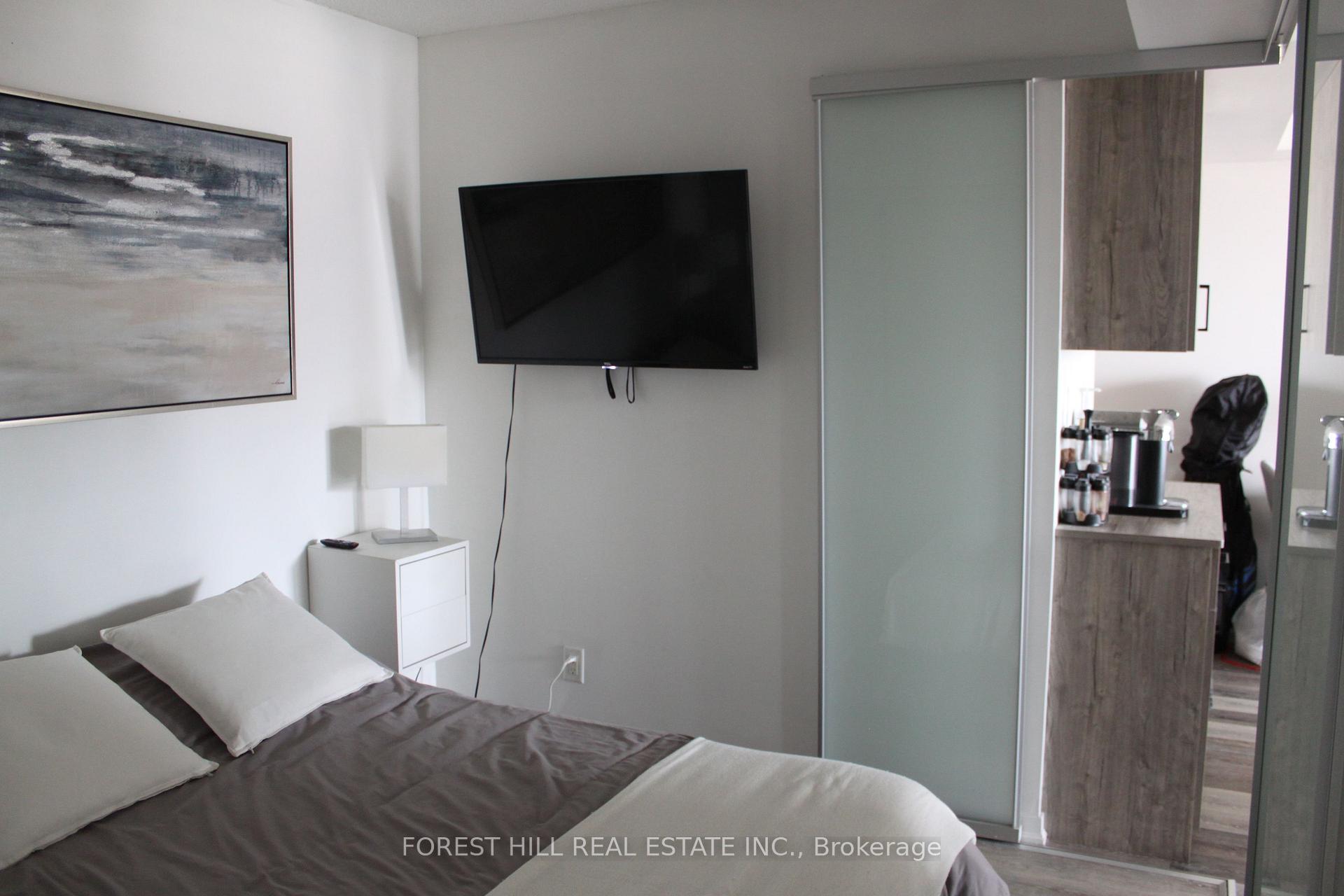 Photo 11 of Unit 915, 20 Joe Shuster Way, Toronto, South Parkdale — HOMEH