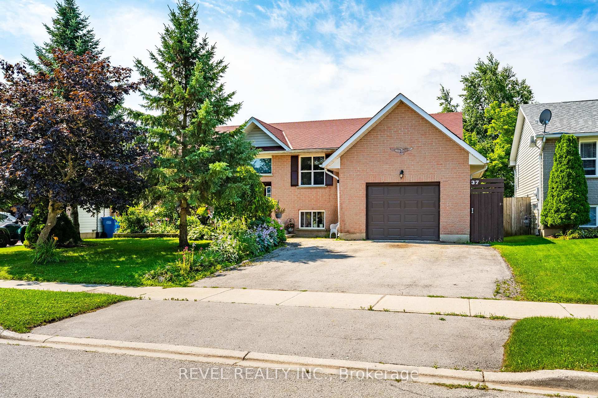 Photo 1 of 37 Wilson Crescent, Southgate — HOMEH