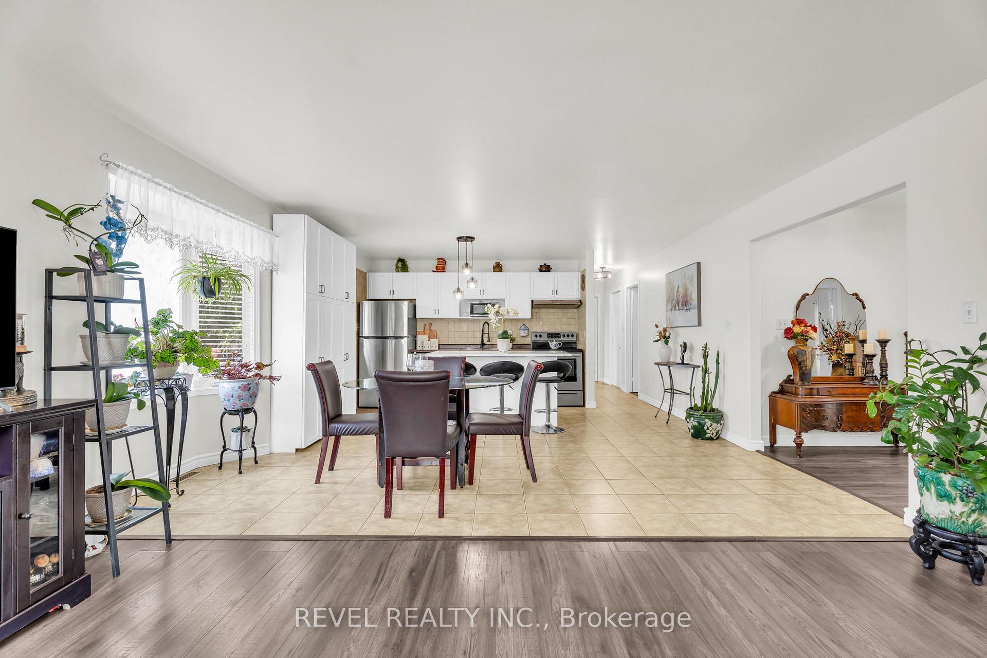 Photo 8 of 37 Wilson Crescent, Southgate — HOMEH