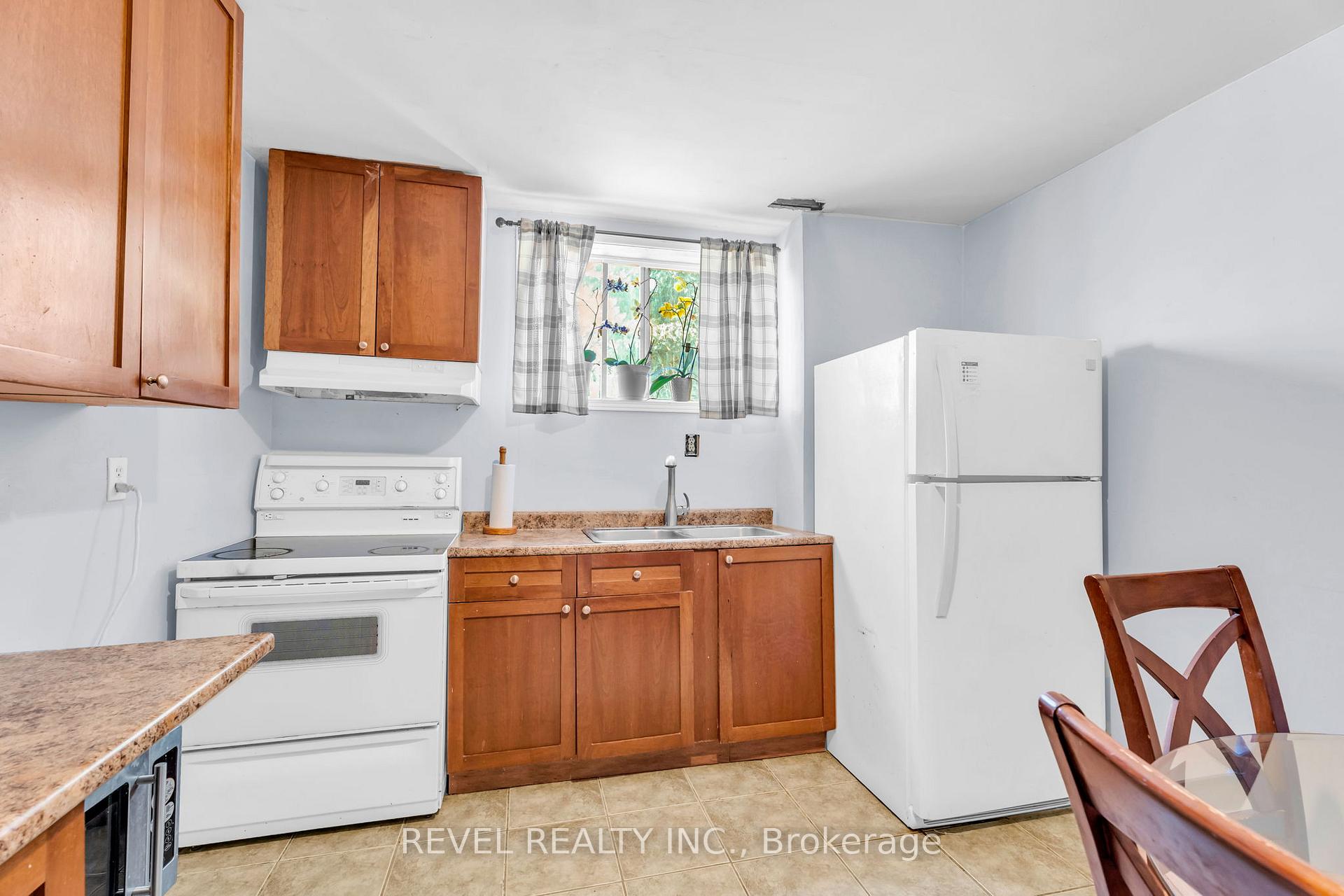 Photo 27 of 37 Wilson Crescent, Southgate — HOMEH