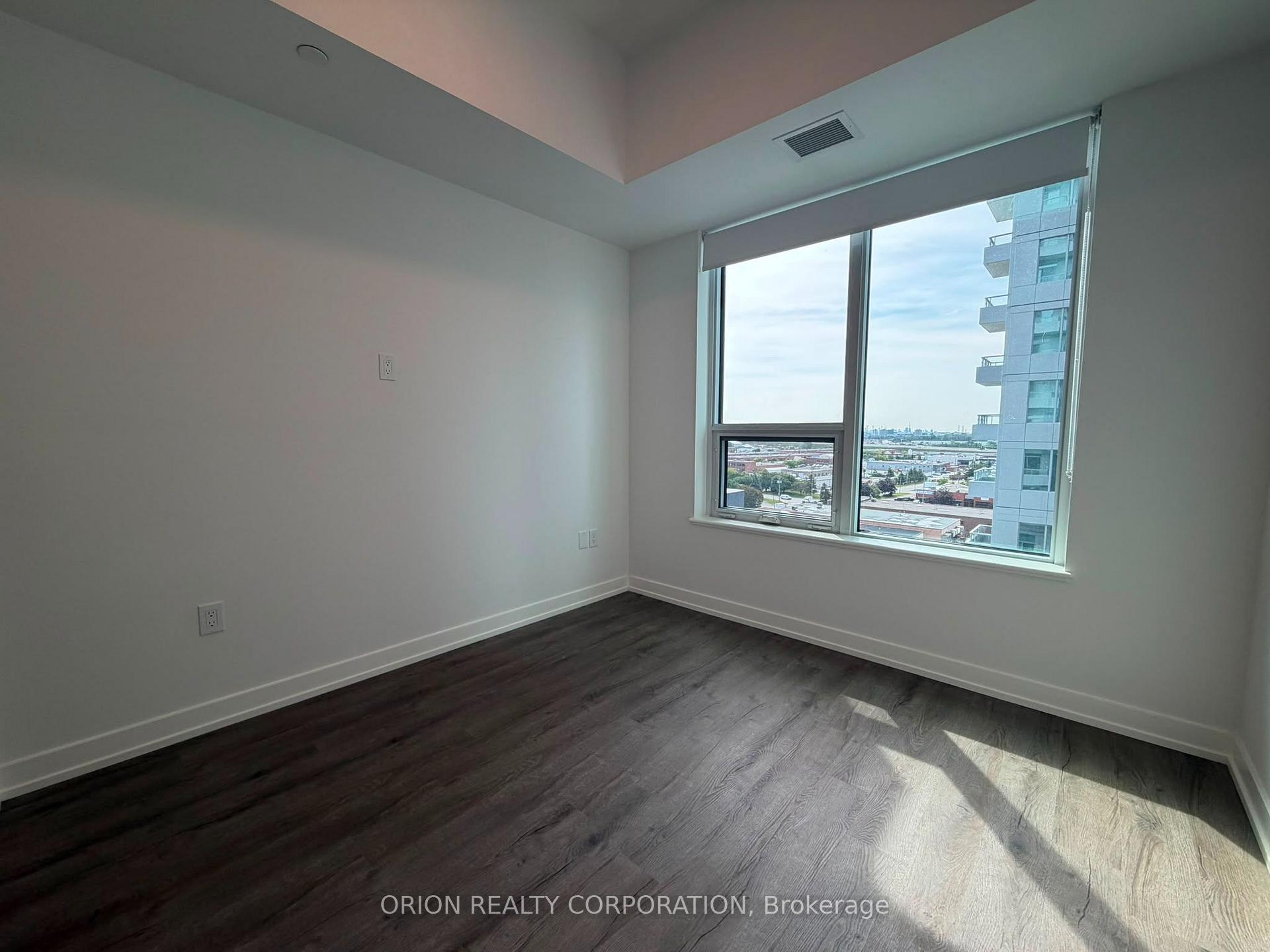 Photo 30 of Unit 906, 5 Meadowdale Road, Vaughan, Vaughan Corporate Centre — HOMEH