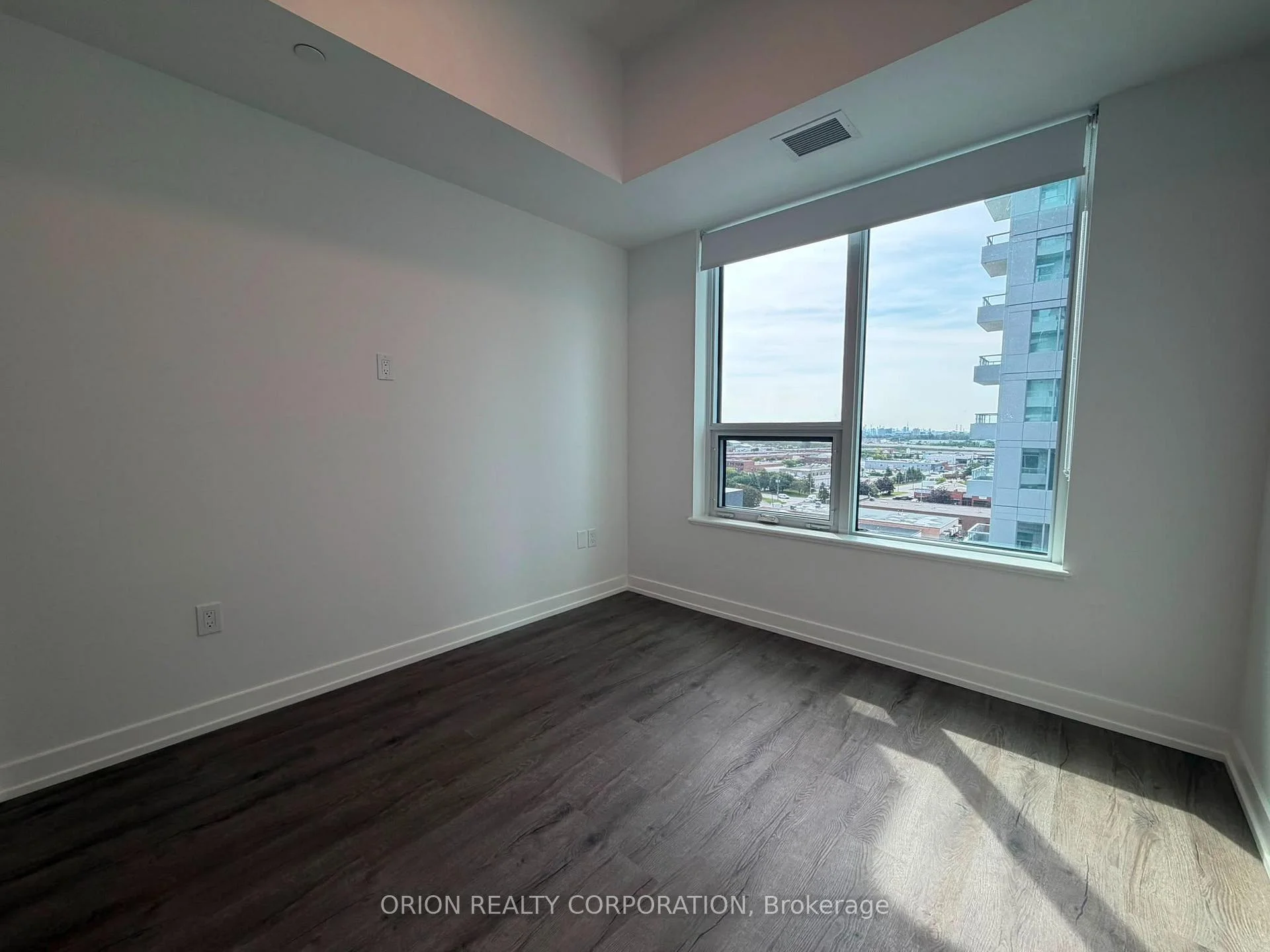 Photo 29 of Unit 906, 5 Meadowdale Road, Vaughan, Vaughan Corporate Centre — HOMEH