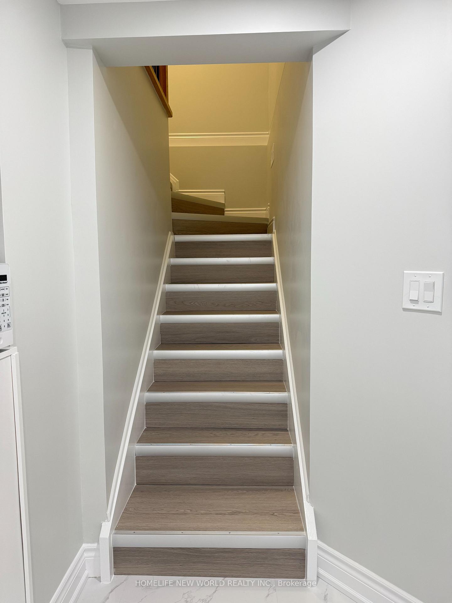 Photo 5 of 58 Squire Drive, Richmond Hill, Devonsleigh — HOMEH