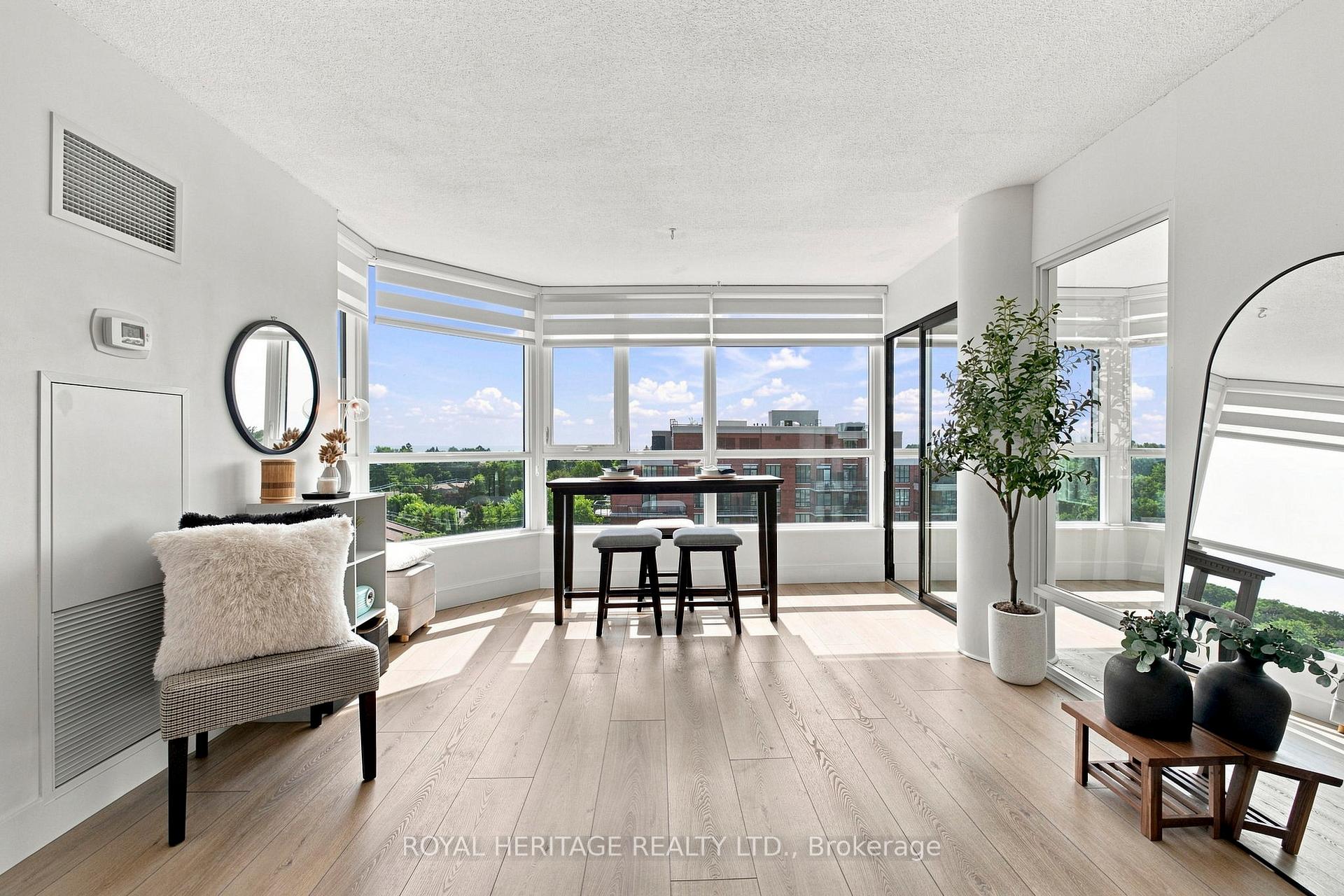 Photo 9 of Unit 906, 3233 Eglinton Avenue E, Scarborough, Scarborough Village — HOMEH