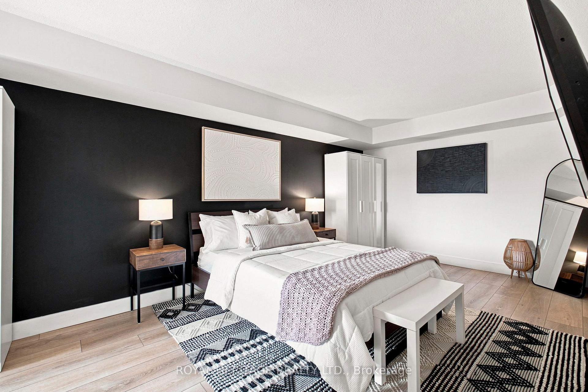 Photo 29 of Unit 906, 3233 Eglinton Avenue E, Scarborough, Scarborough Village — HOMEH