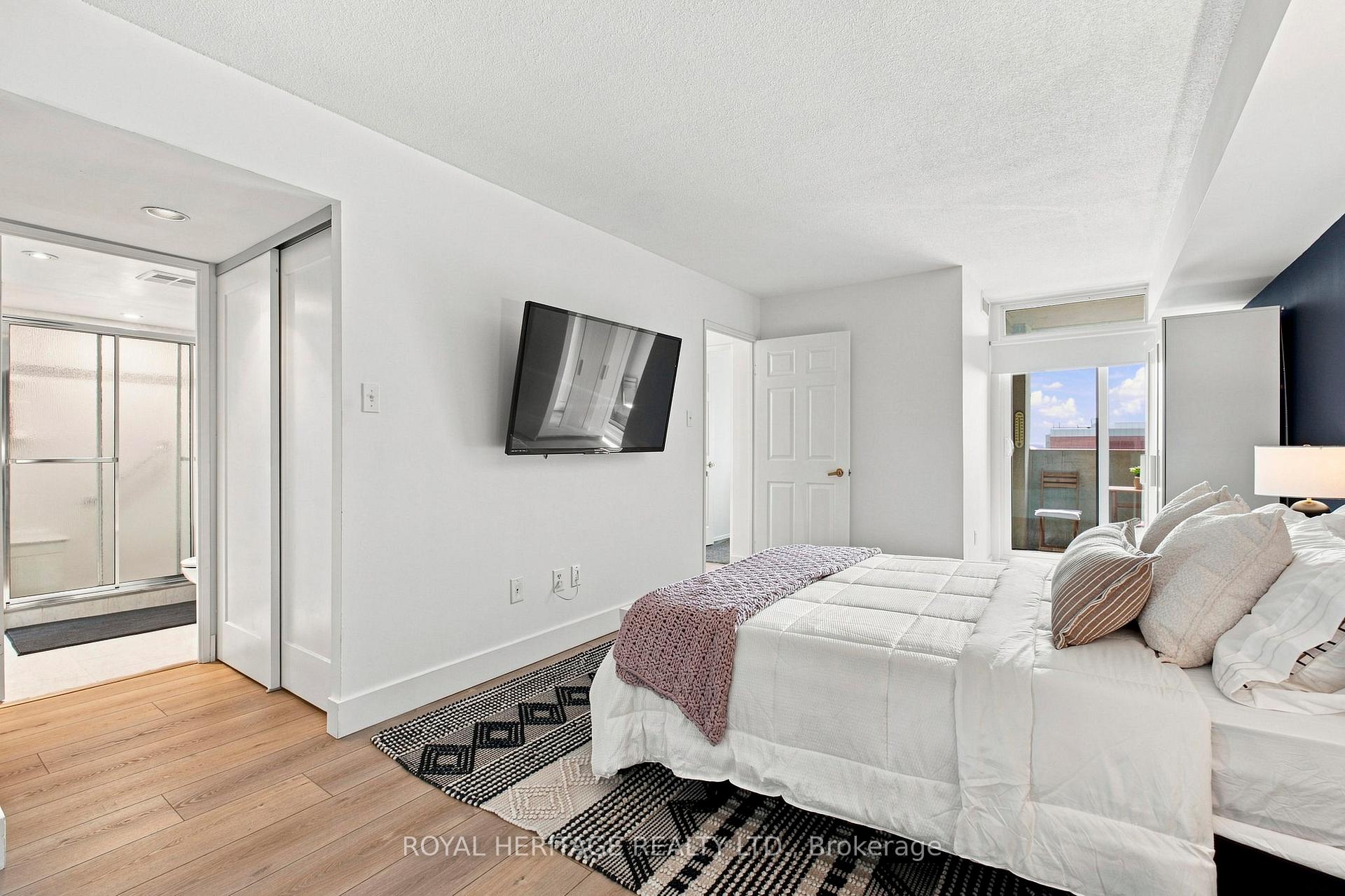 Photo 33 of Unit 906, 3233 Eglinton Avenue E, Scarborough, Scarborough Village — HOMEH