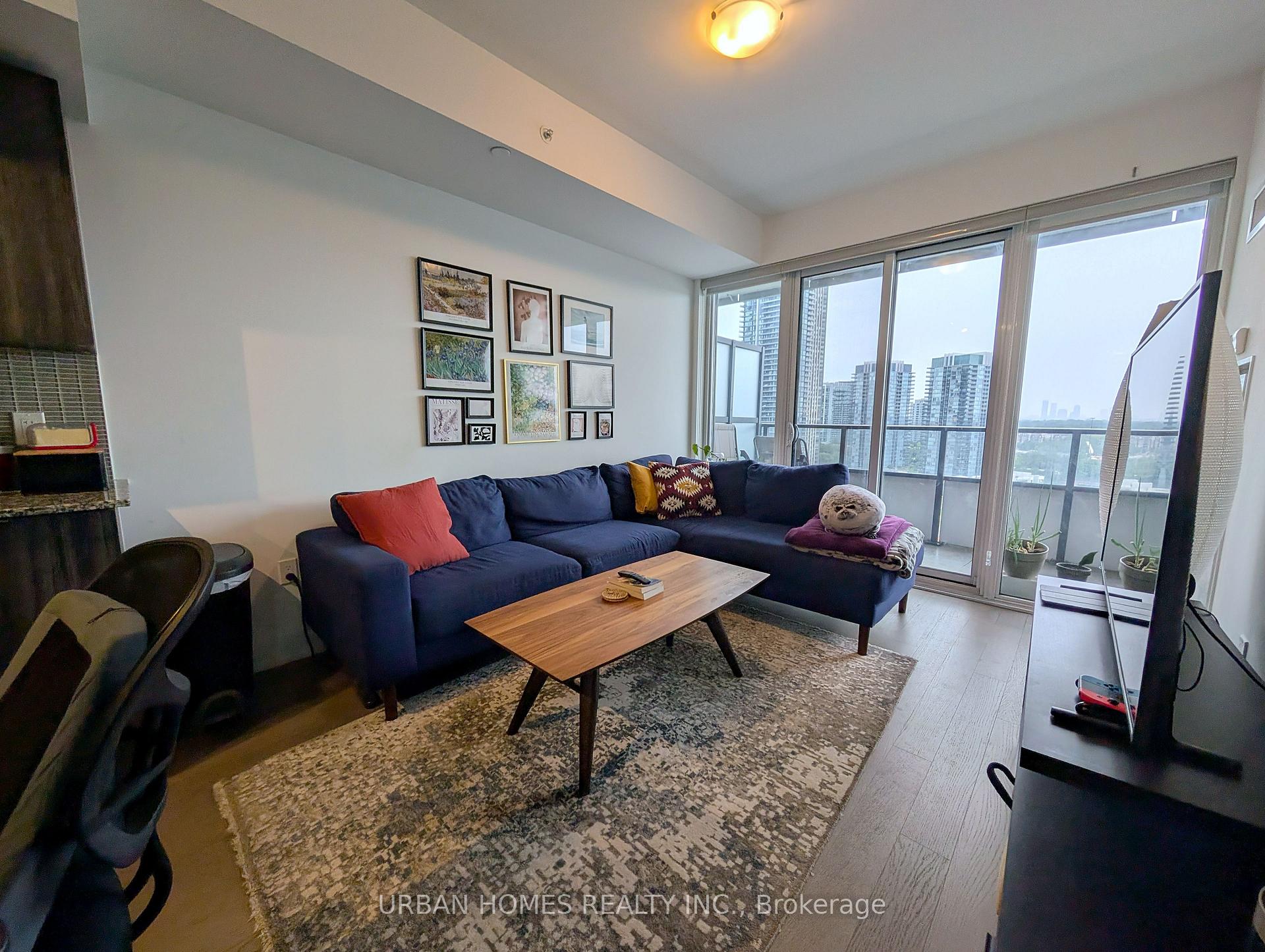 Photo 5 of Unit 1512, 30 Shore Breeze Drive, Etobicoke, Mimico — HOMEH