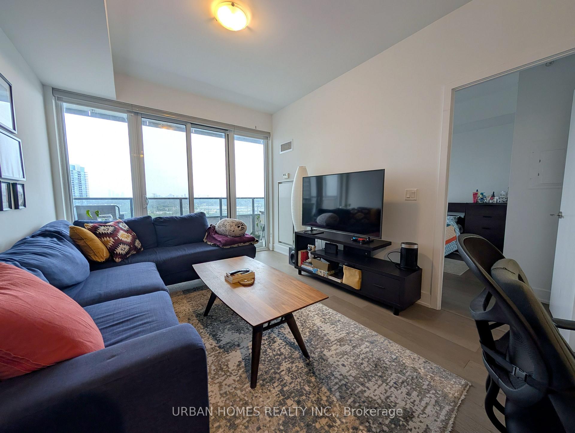 Photo 6 of Unit 1512, 30 Shore Breeze Drive, Etobicoke, Mimico — HOMEH