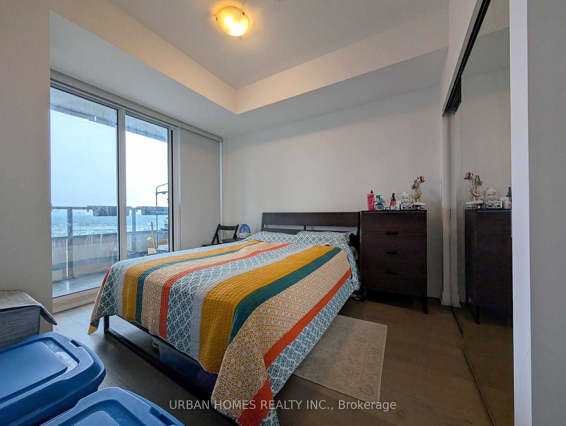 Photo 10 of Unit 1512, 30 Shore Breeze Drive, Etobicoke, Mimico — HOMEH