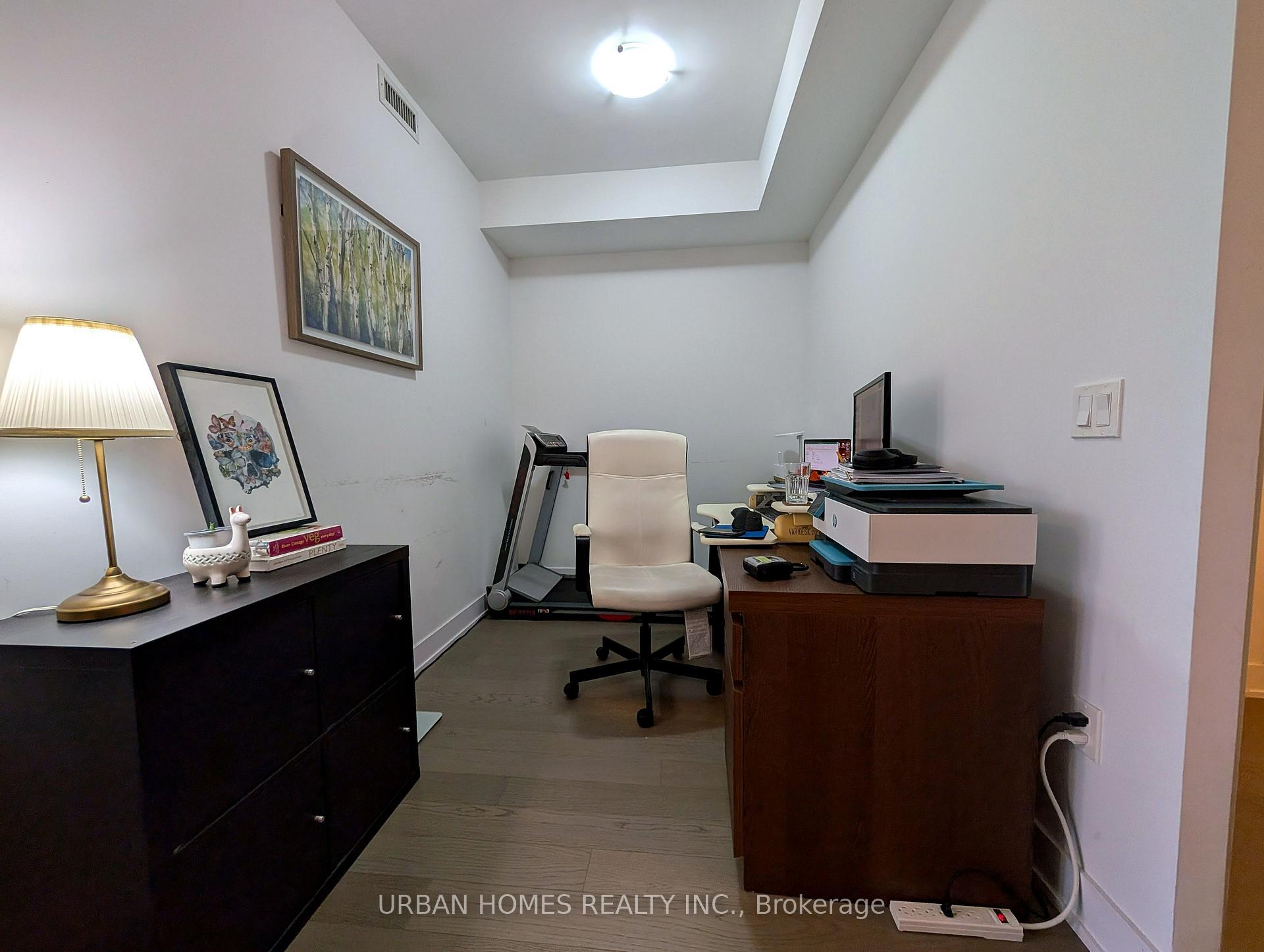 Photo 12 of Unit 1512, 30 Shore Breeze Drive, Etobicoke, Mimico — HOMEH