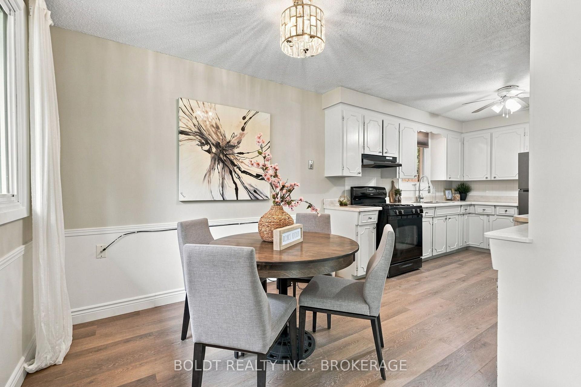 Photo 10 of 11 Abraham Drive, St. Catharines, Lakeshore — HOMEH