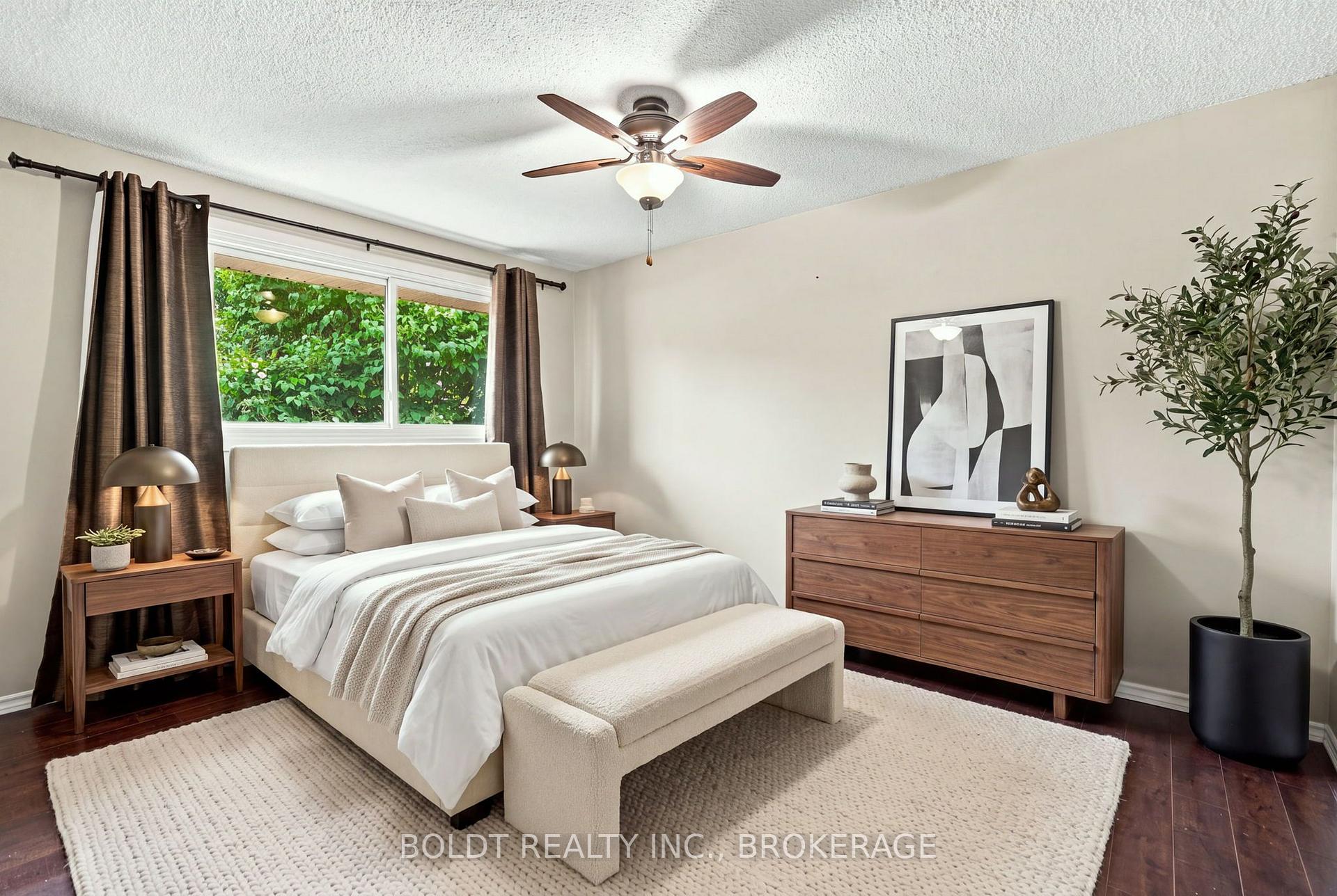 Photo 16 of 11 Abraham Drive, St. Catharines, Lakeshore — HOMEH