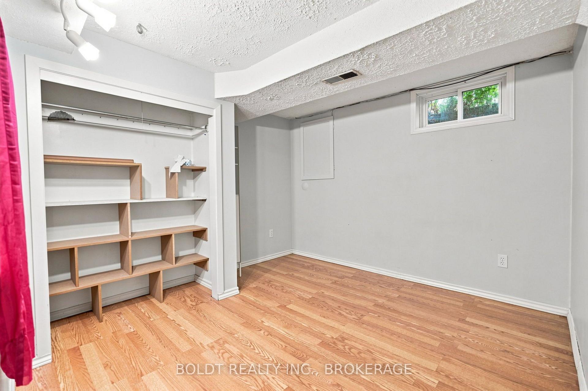 Photo 27 of 11 Abraham Drive, St. Catharines, Lakeshore — HOMEH