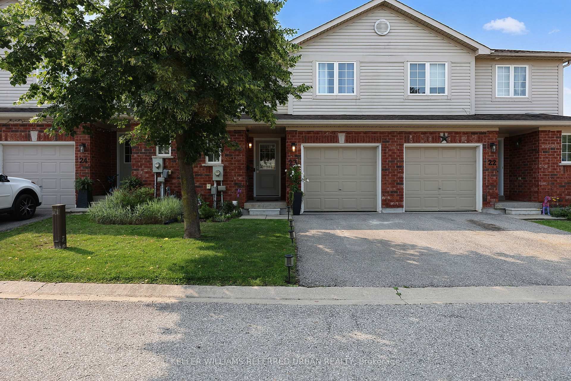 Photo 3 of Unit 23, 430 Mapleview Drive E, Barrie, Painswick South — HOMEH