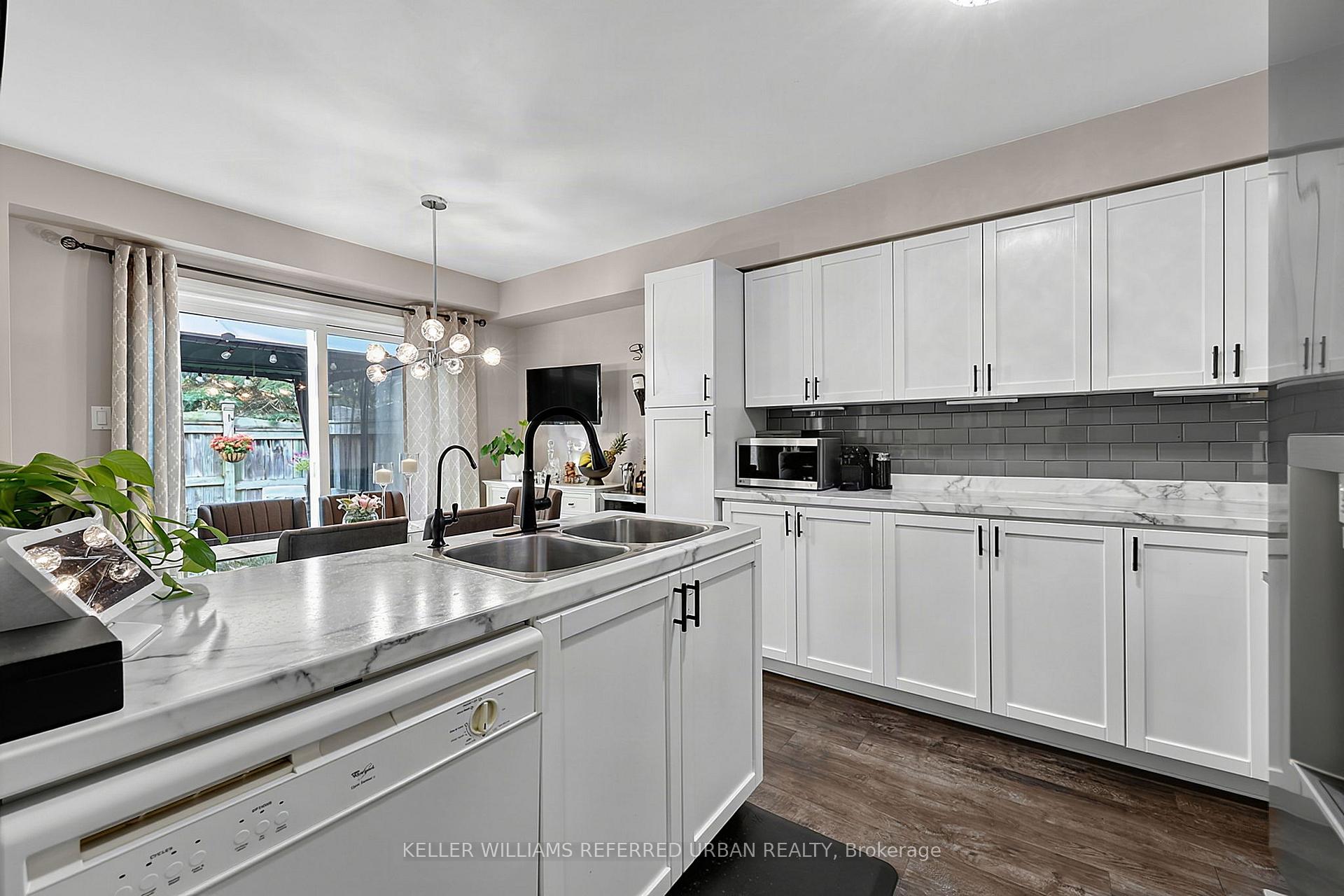 Photo 10 of Unit 23, 430 Mapleview Drive E, Barrie, Painswick South — HOMEH